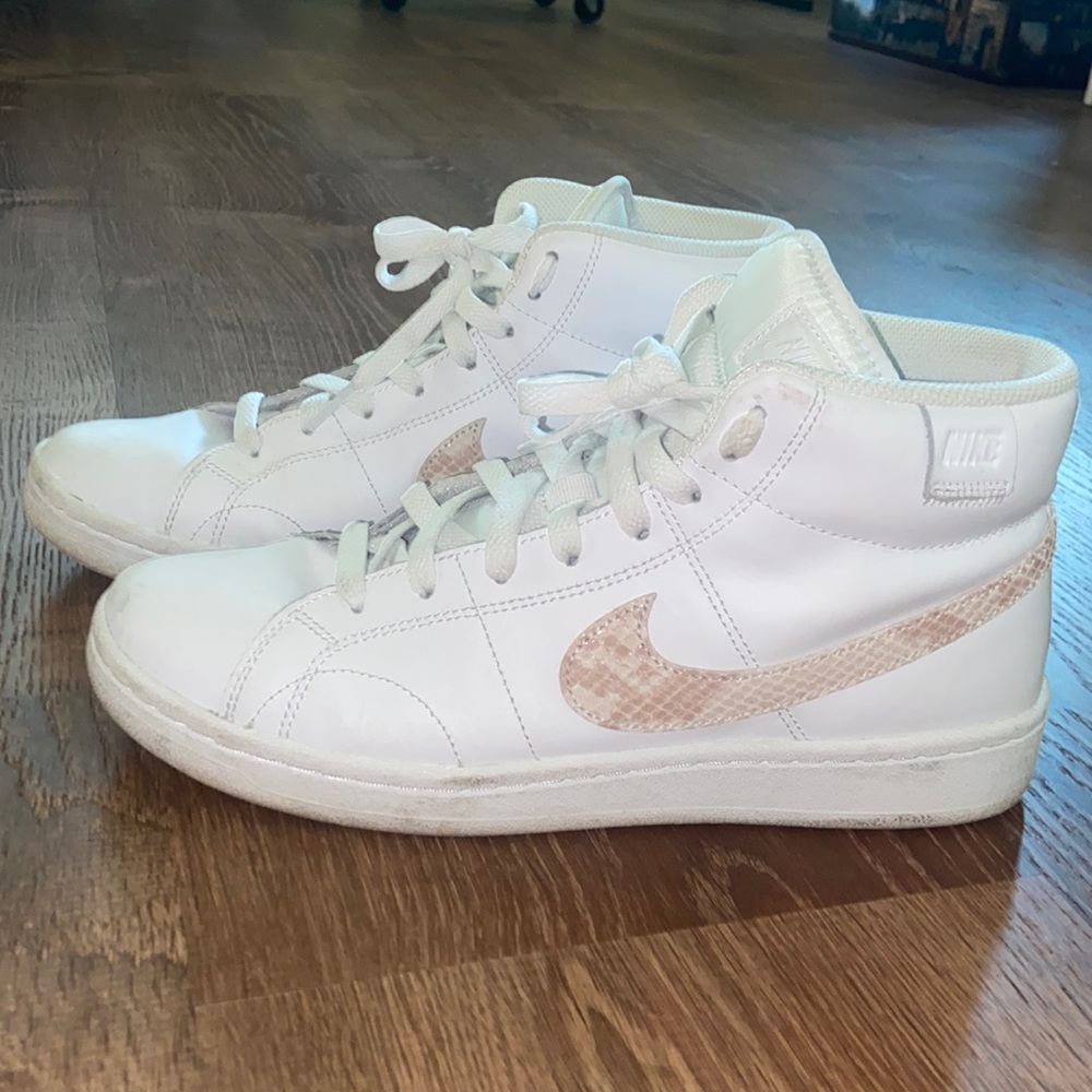 Nike shoes